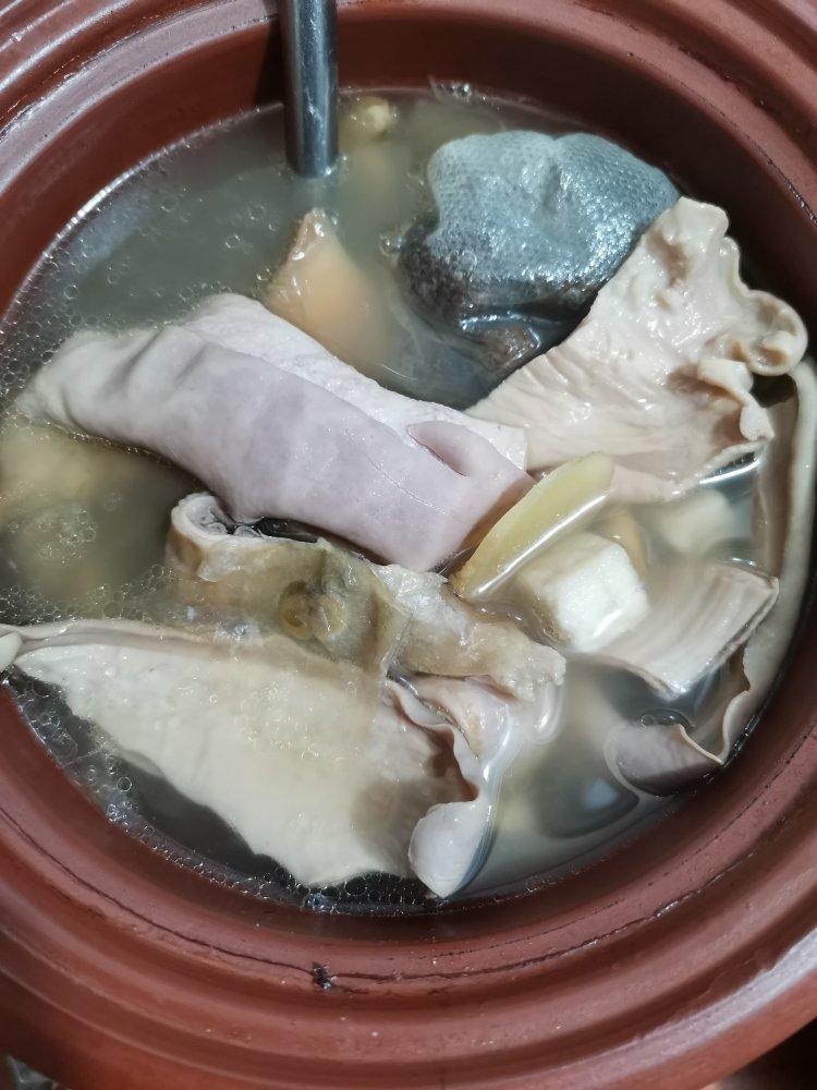 养胃猪肚汤、春砂仁之炒白扁豆