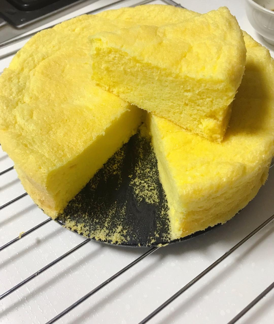 丘丘麦麦做的蒸玉米粉蛋糕