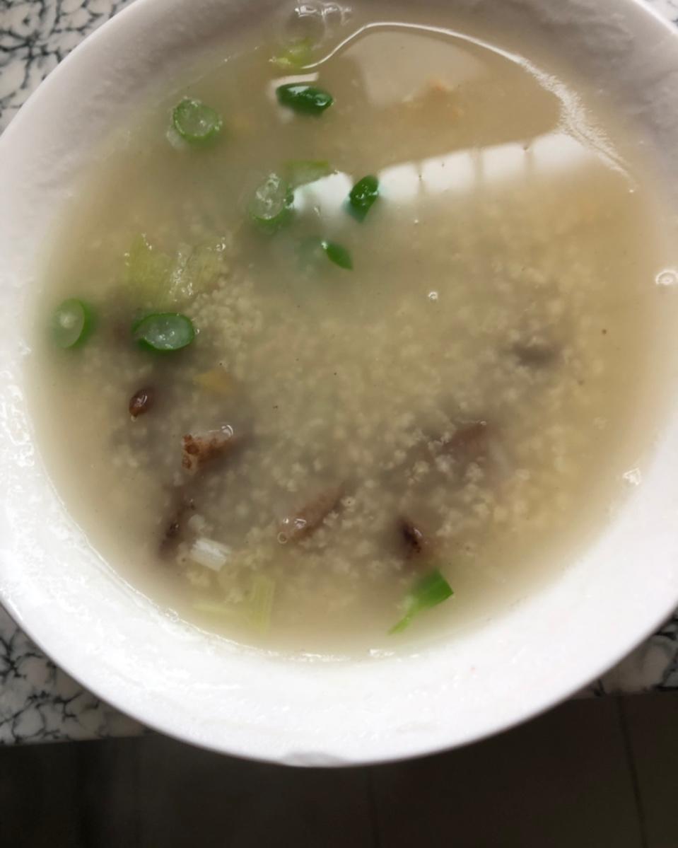 小米海参粥