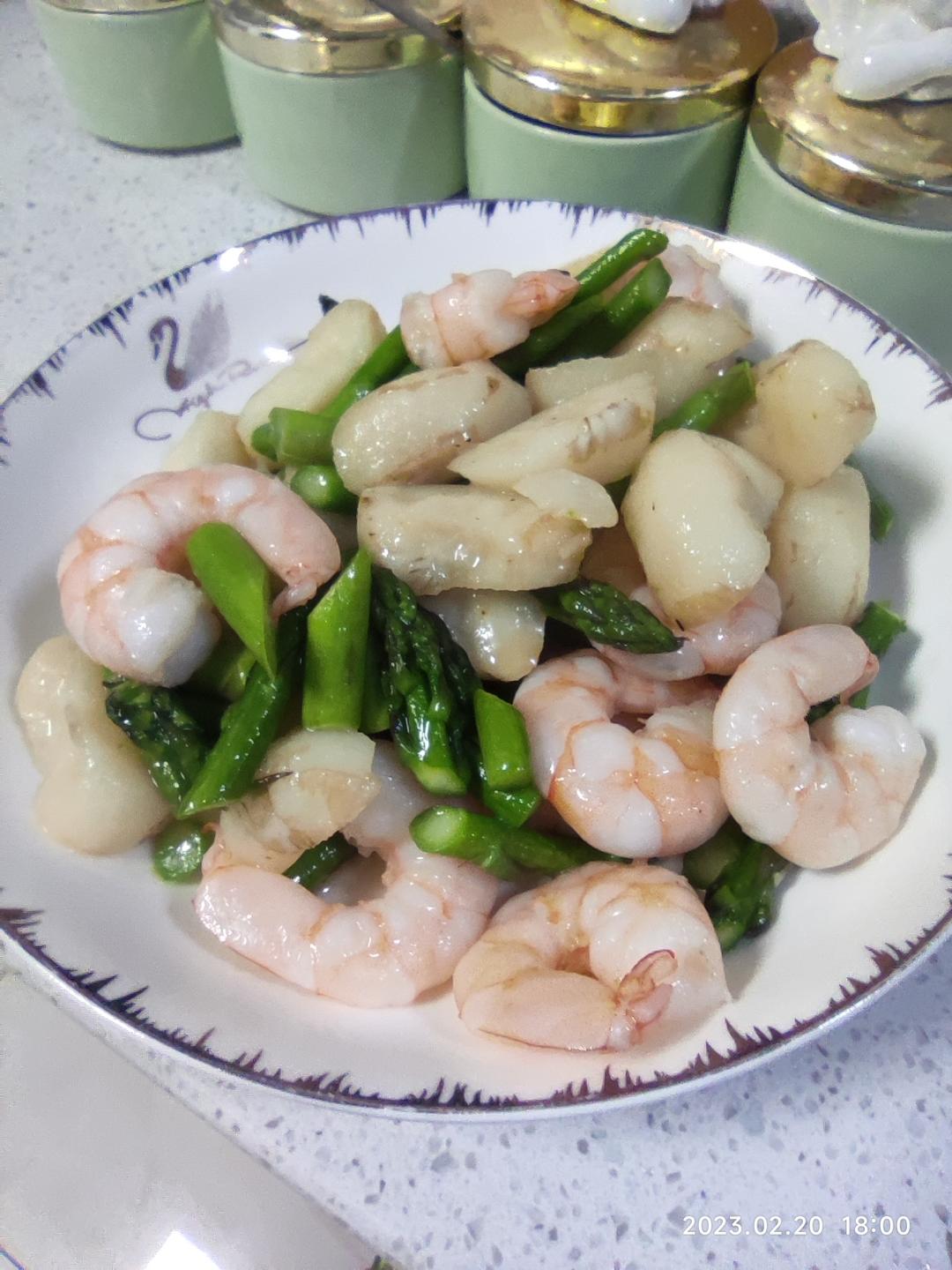 芦笋荸荠炒虾仁（芦笋马蹄炒虾仁）