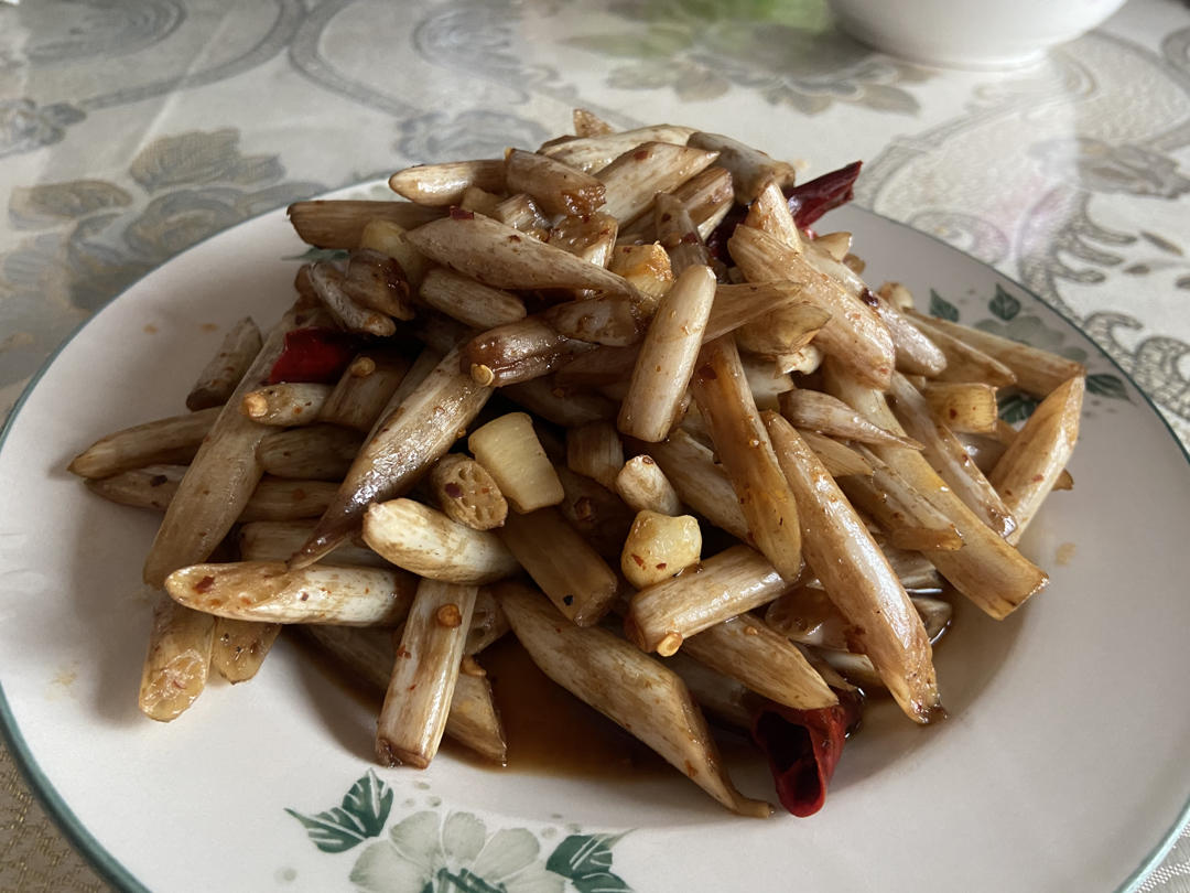 绝杀脆嫩清炒藕带