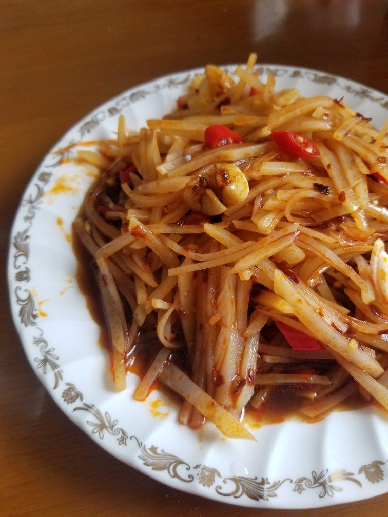 呛拌土豆丝——夏季吃凉菜要注意