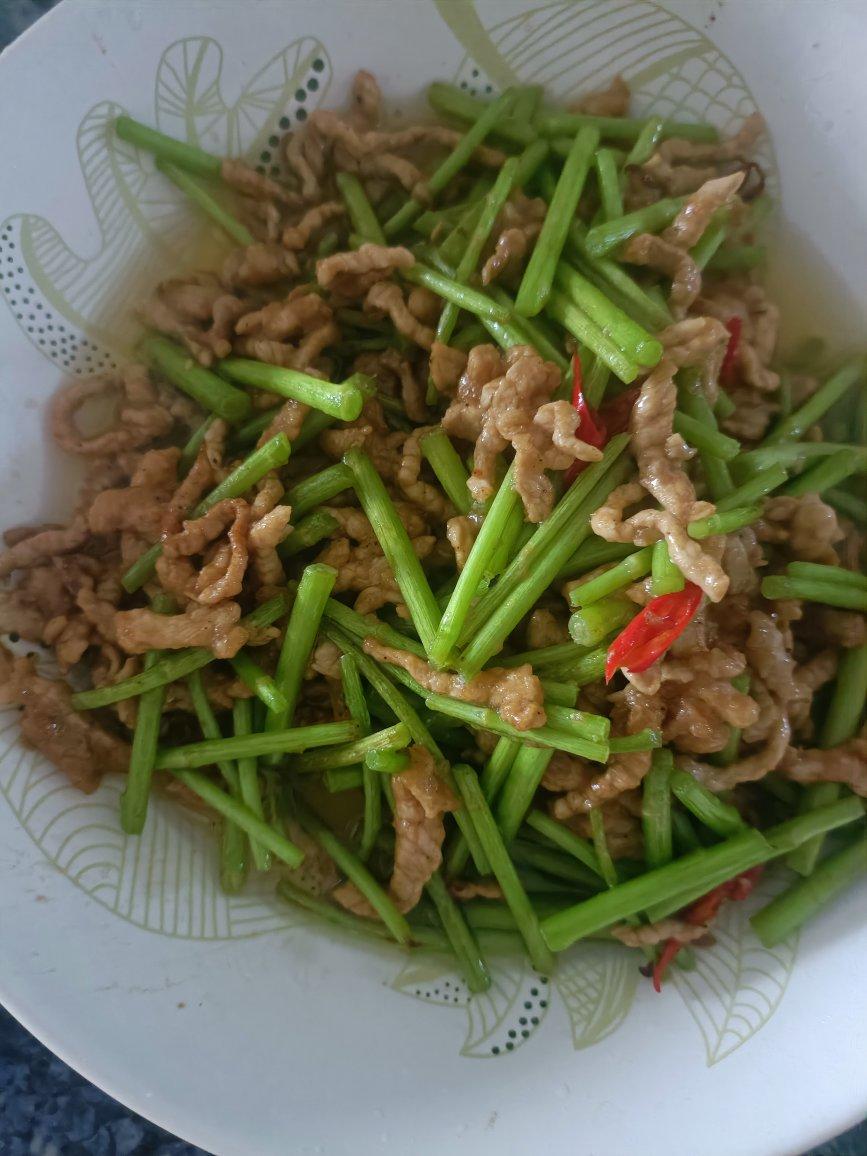 芦蒿炒肉丝