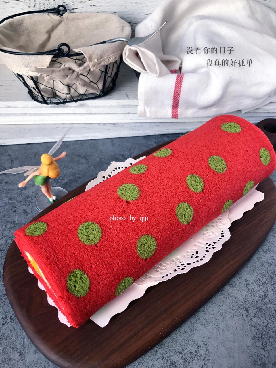 红丝绒波点蛋糕卷—精华液版