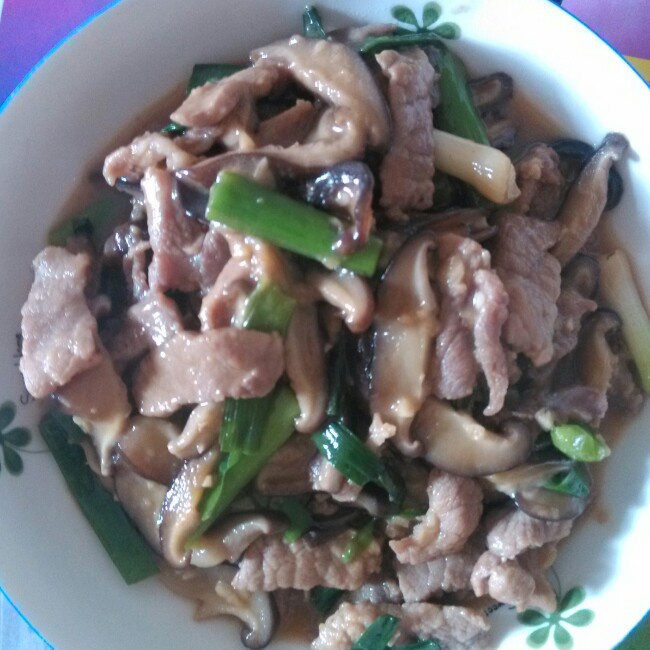 香菇炒瘦肉