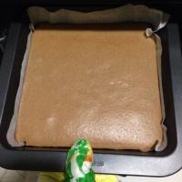 巧克力蛋糕卷～波点纹的做法 步骤10