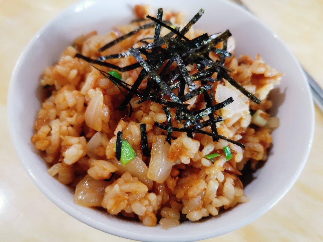 金枪鱼炒饭