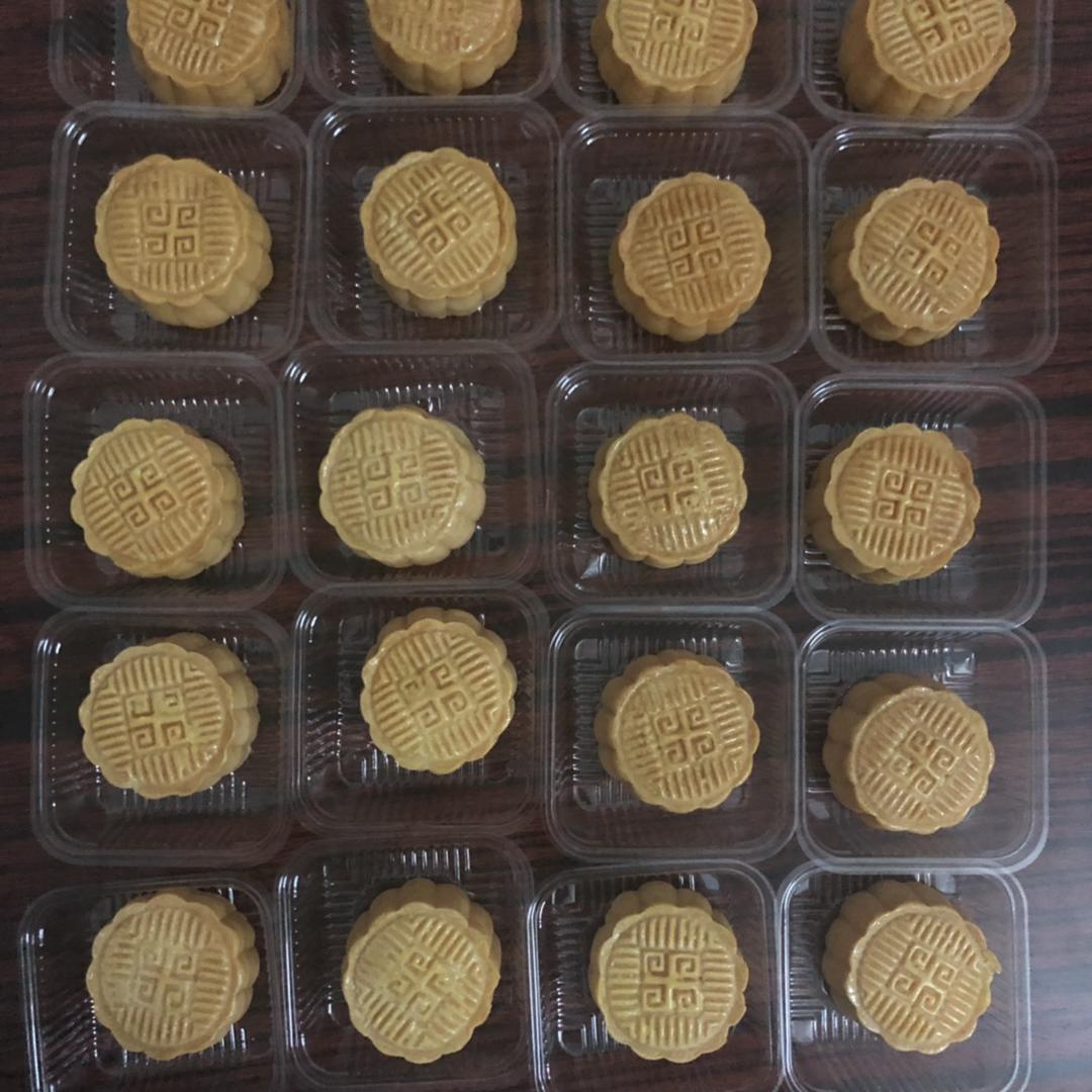 金沙奶黄月饼