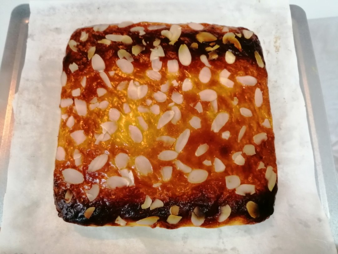 双重芝士岩烧蜂蜜蛋糕 | 岩烧酱+乳酪戚风,完胜岩烧乳酪吐司!