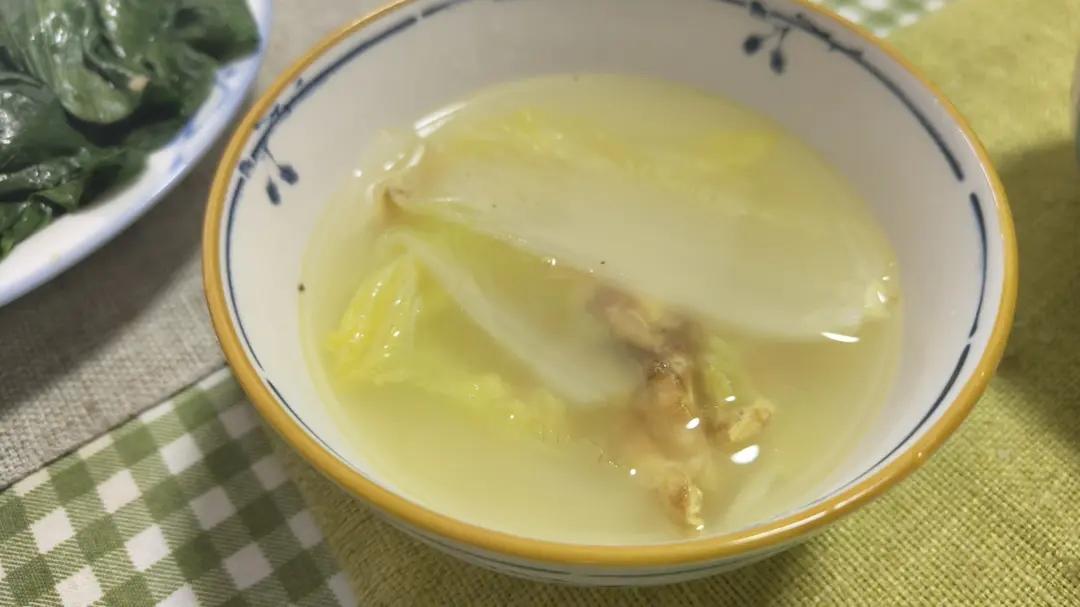 娃娃菜煎荷包蛋汤
