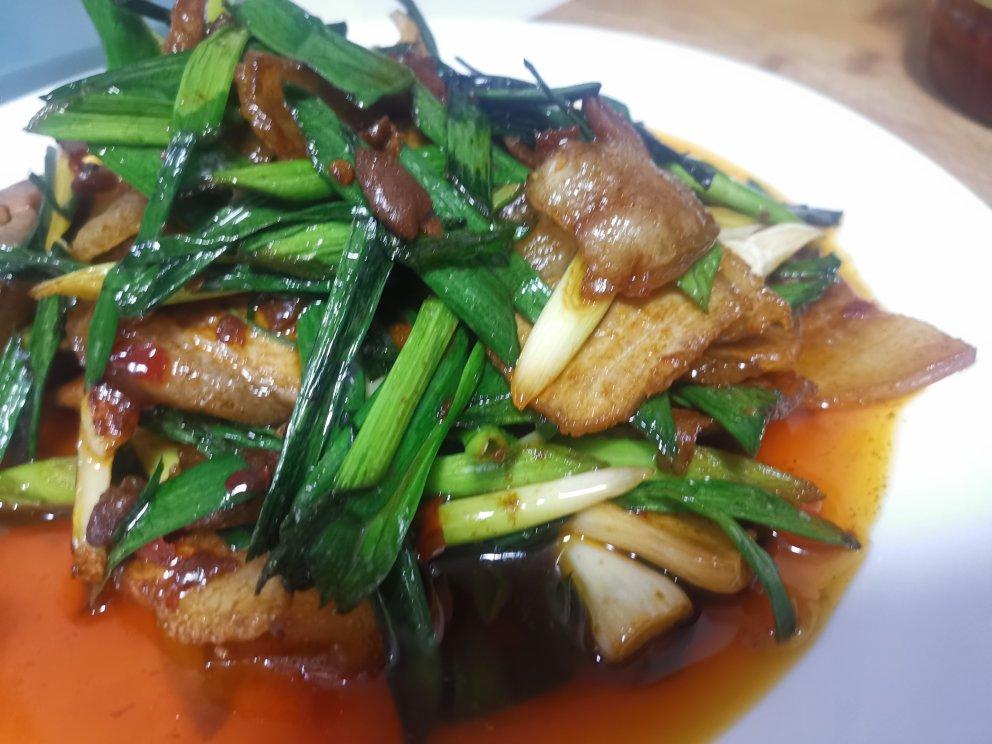 川菜经典蒜苗回锅肉