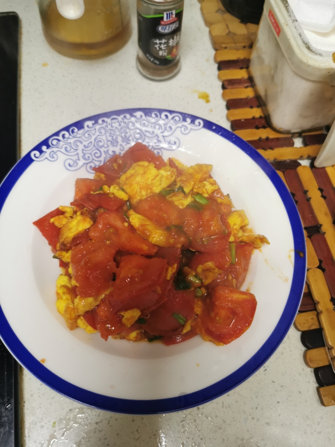 番茄炒蛋（+葱花+花椒粉版）的做法 步骤11