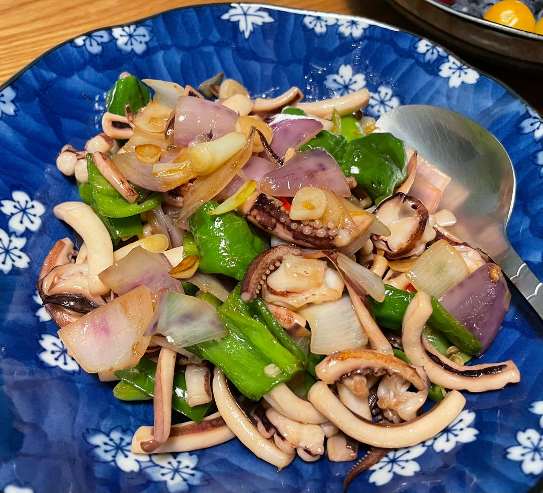 青椒炒鱿鱼