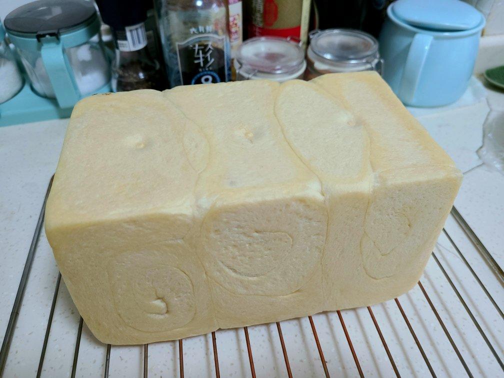 奶香超浓郁的淡奶油吐司（消灭淡奶油）