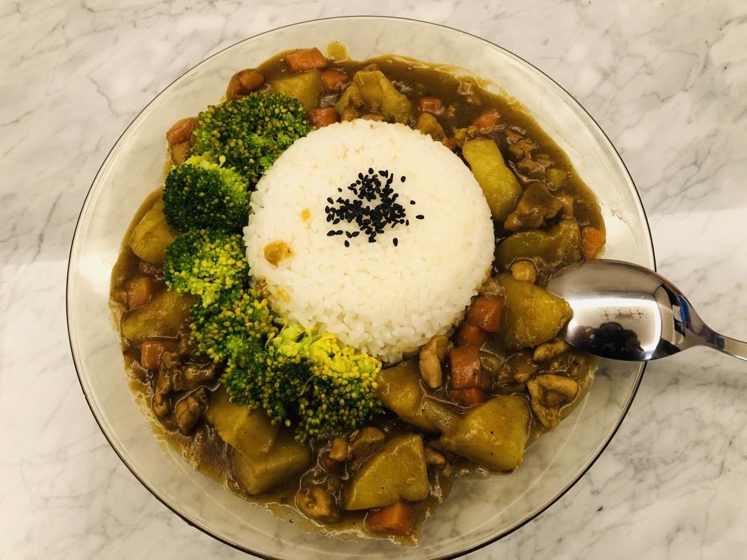 零失败日式咖喱鸡肉饭！！最正宗日本家庭做法！简单又好吃！