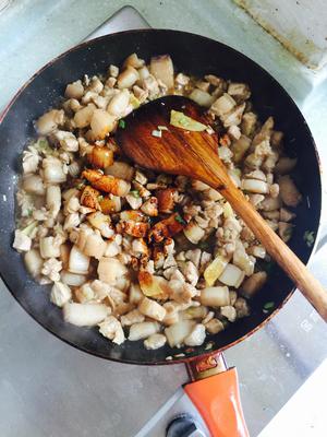 张麻麻香菇烧肉的做法 步骤11
