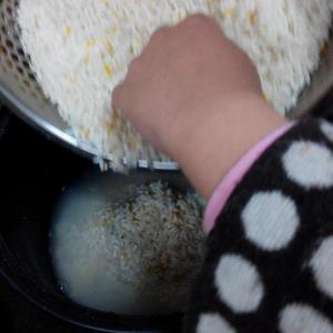 糯香排骨饭电饭煲焖饭系列(七岁儿童版)的做法 步骤8