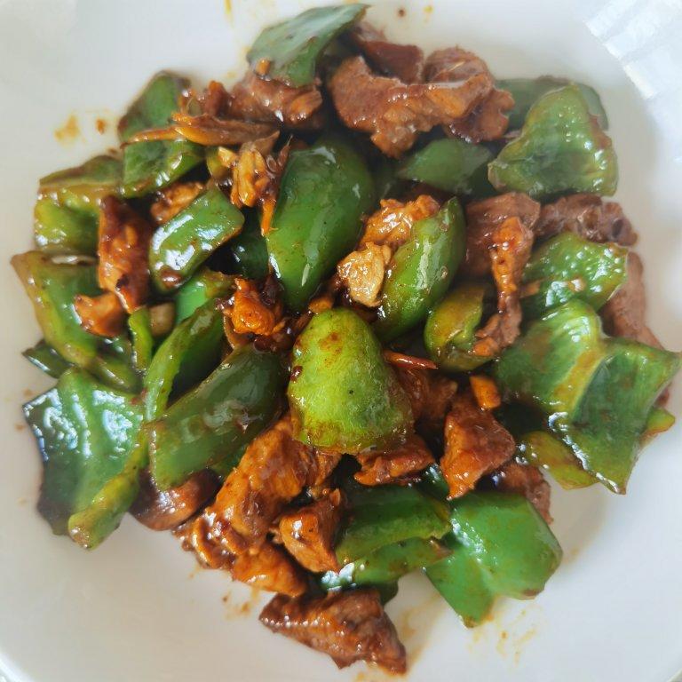 下饭神器👉青椒炒肉
