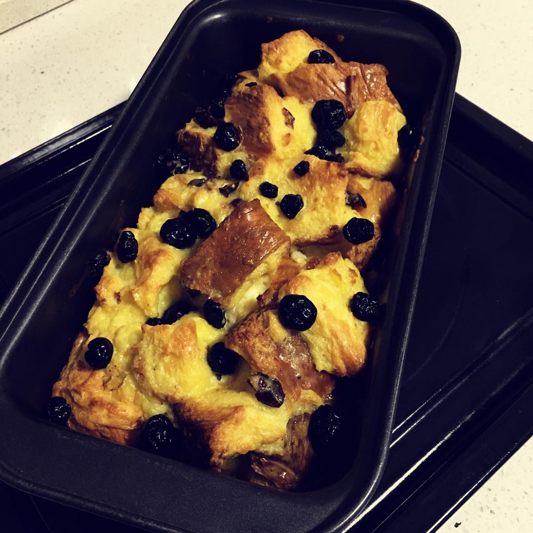 焗烤蔓越梅吐司布丁