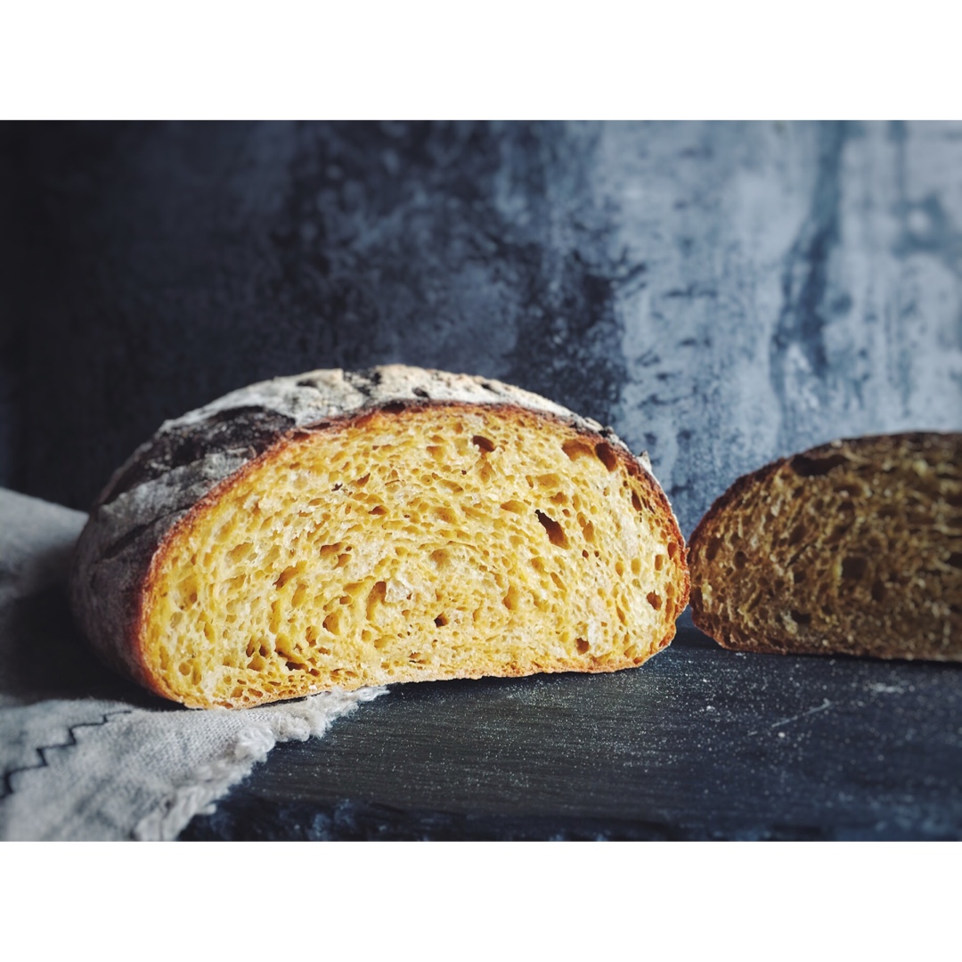 【Sourdough】天然酵种红薯欧包（附不同割包刀片使用体会）