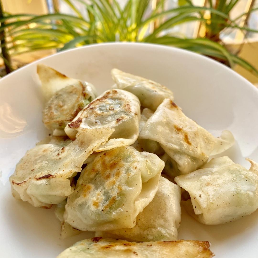 香煎芹菜馄饨