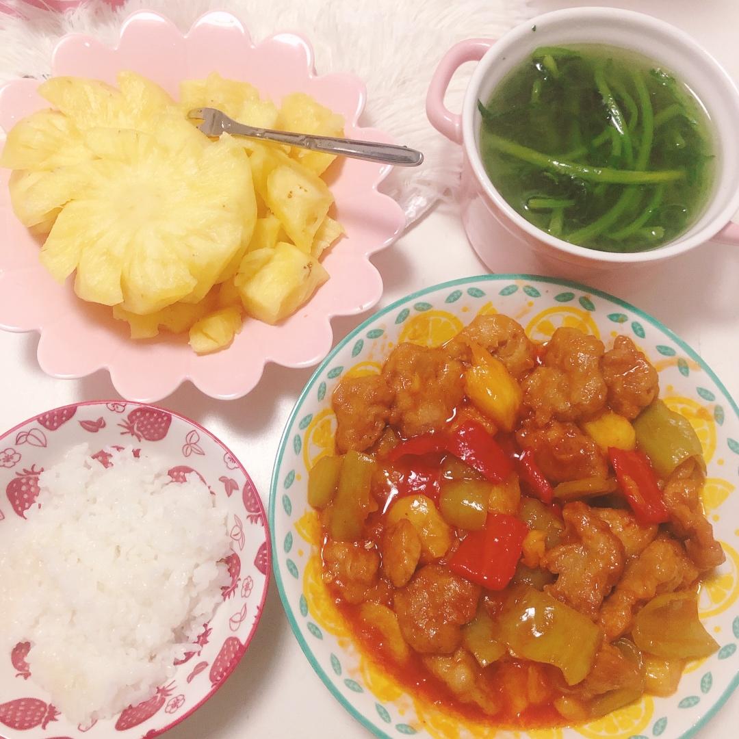 菠萝咕噜肉