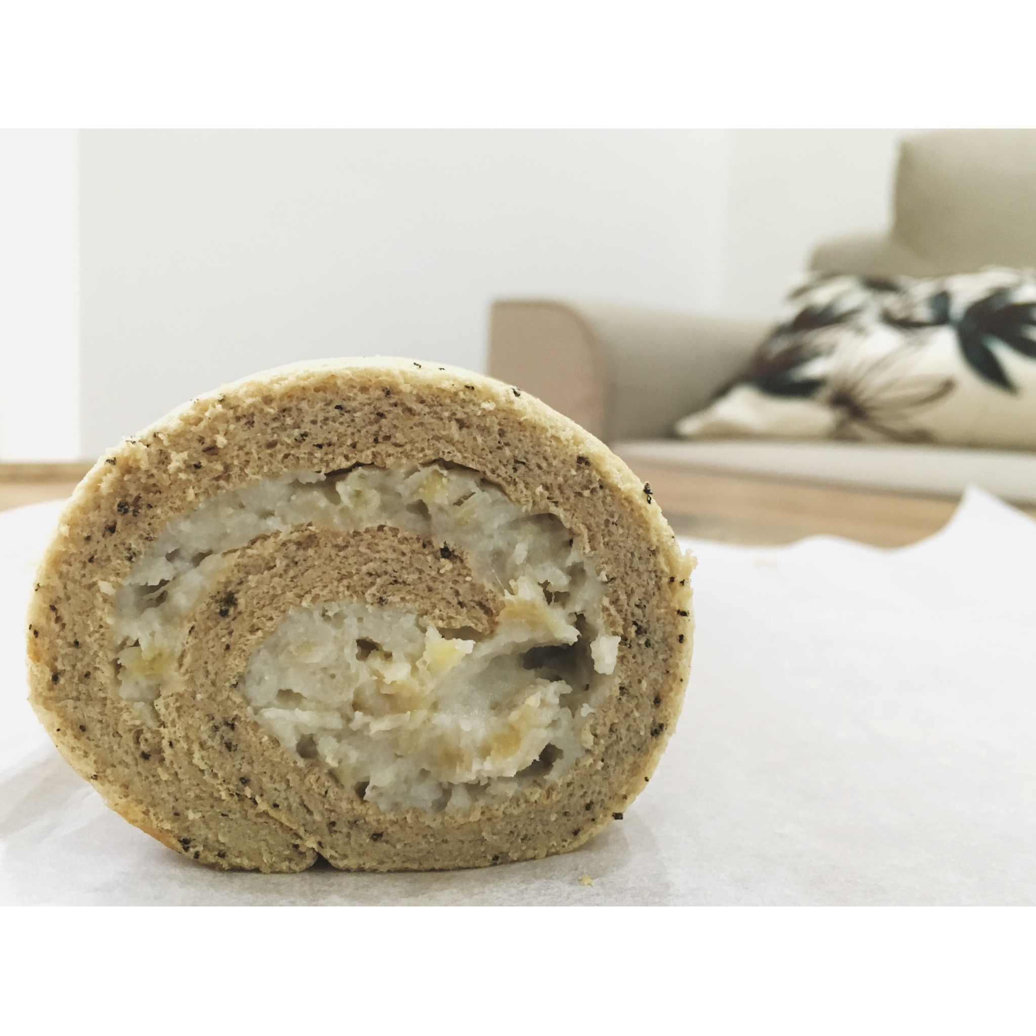 红茶香蕉卡仕达戚风蛋糕卷