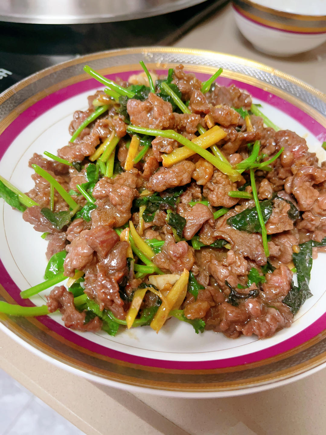 好吃到让人颤抖的香菜拌牛肉