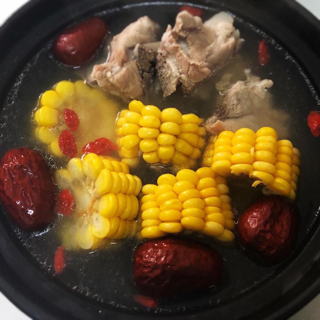 排骨玉米汤
