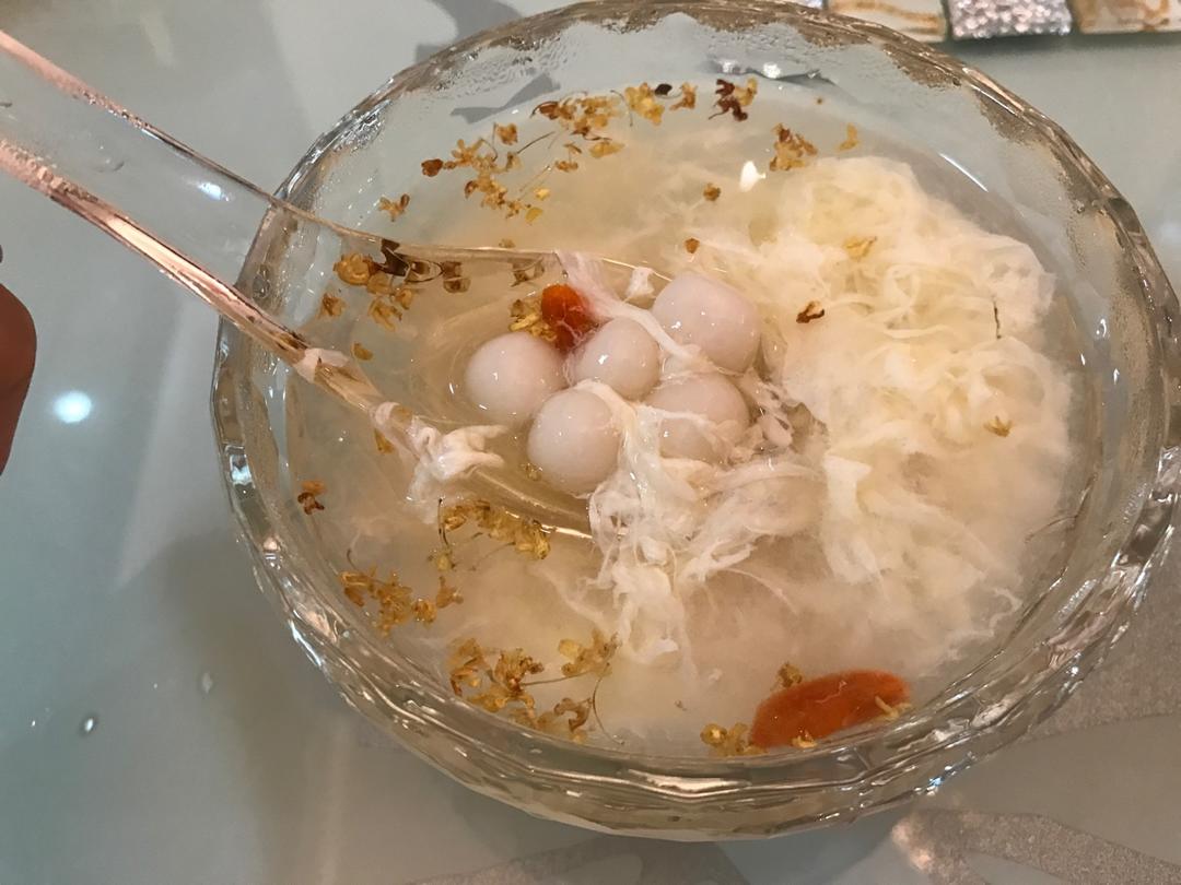 酒糟鸡蛋小圆子
