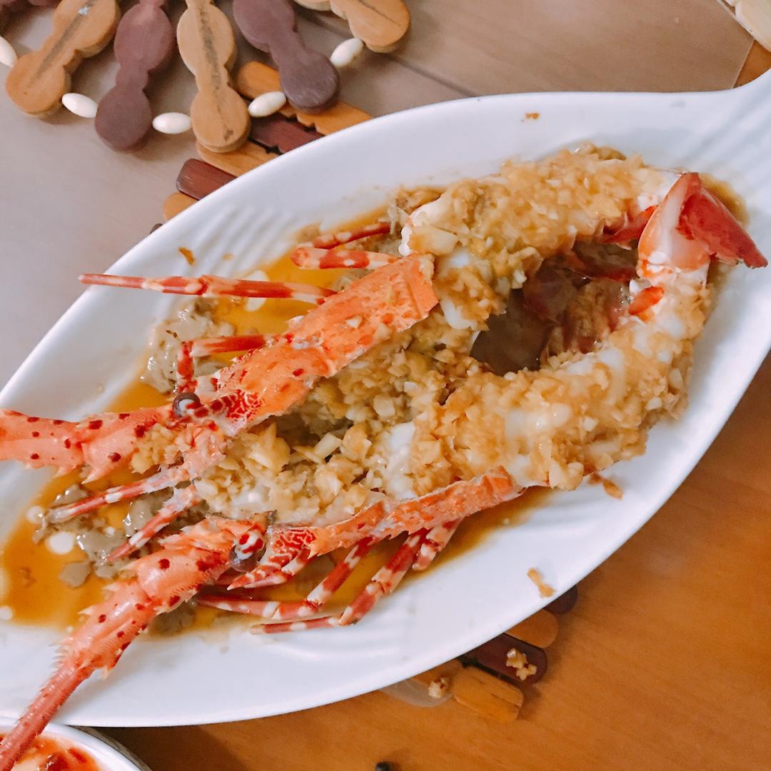 蒜蓉龙虾蒸粉丝