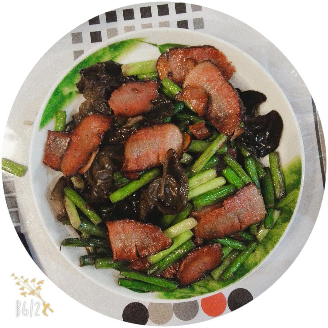 蒜苔炒腊肉