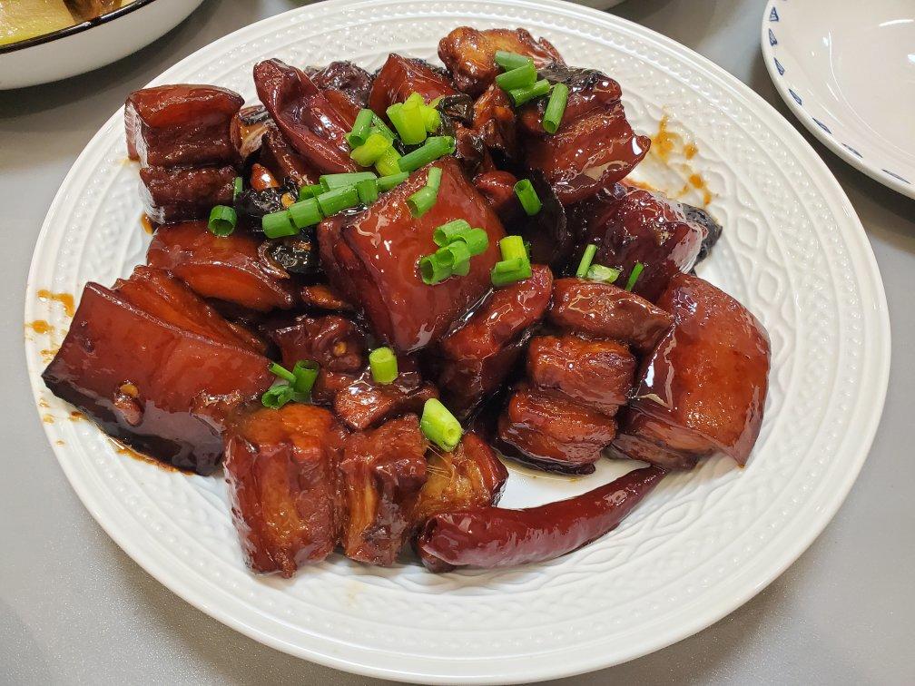 不焯水不放油的家常红烧肉