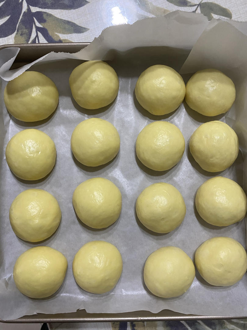 最简单的超级柔软豆沙小餐包