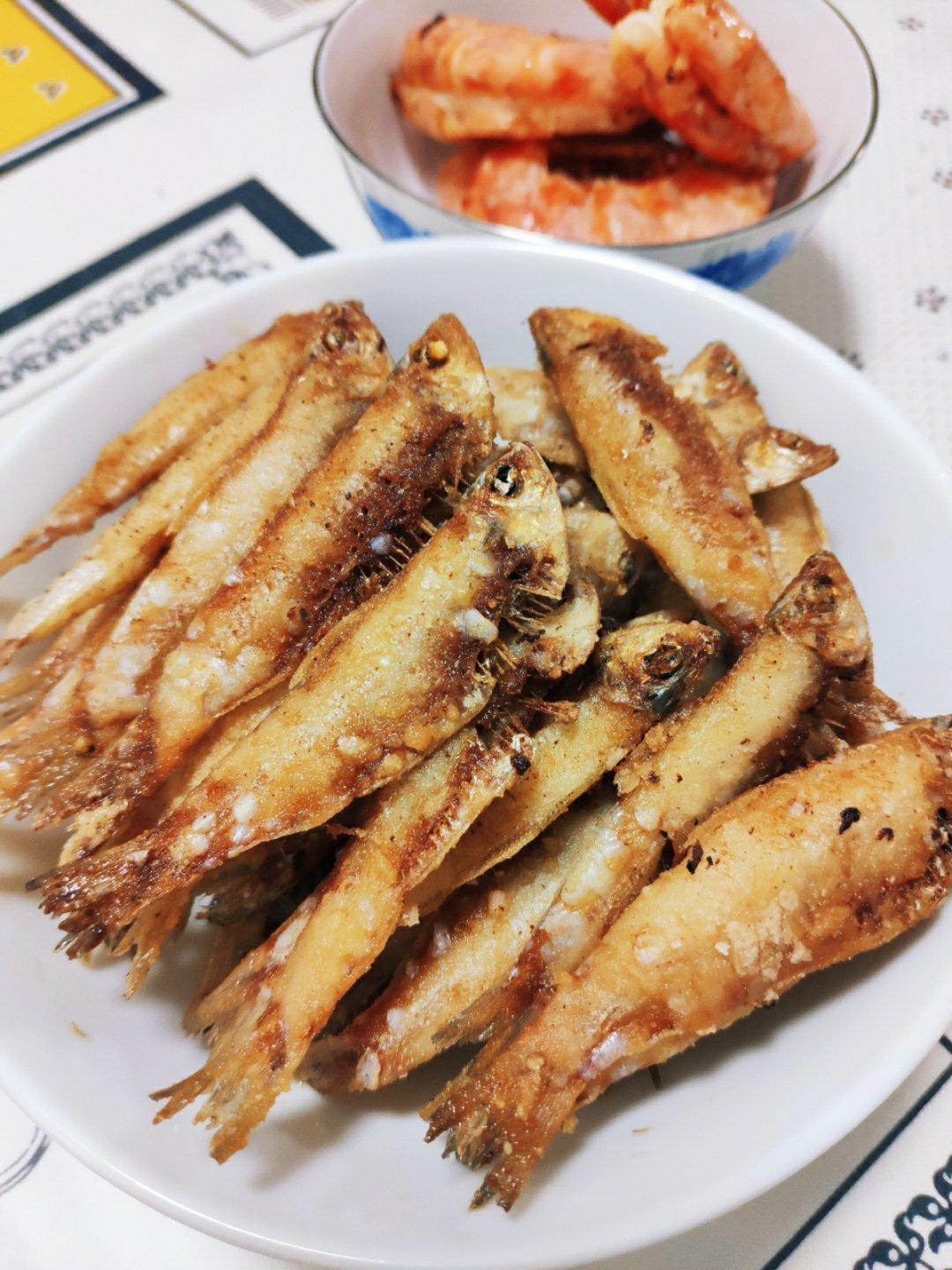 一格一格-矛矛做的油炸小鱼