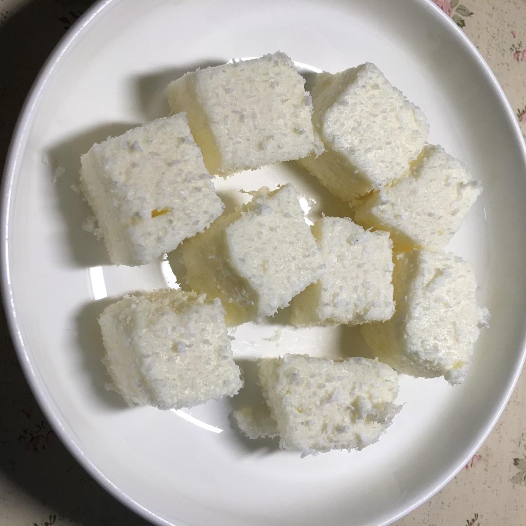 椰香牛奶小方