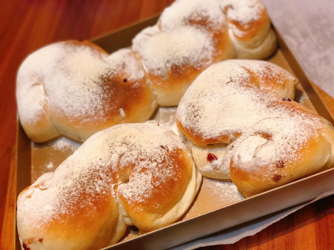 面包店里的常客——蔓越莓奶酪软欧