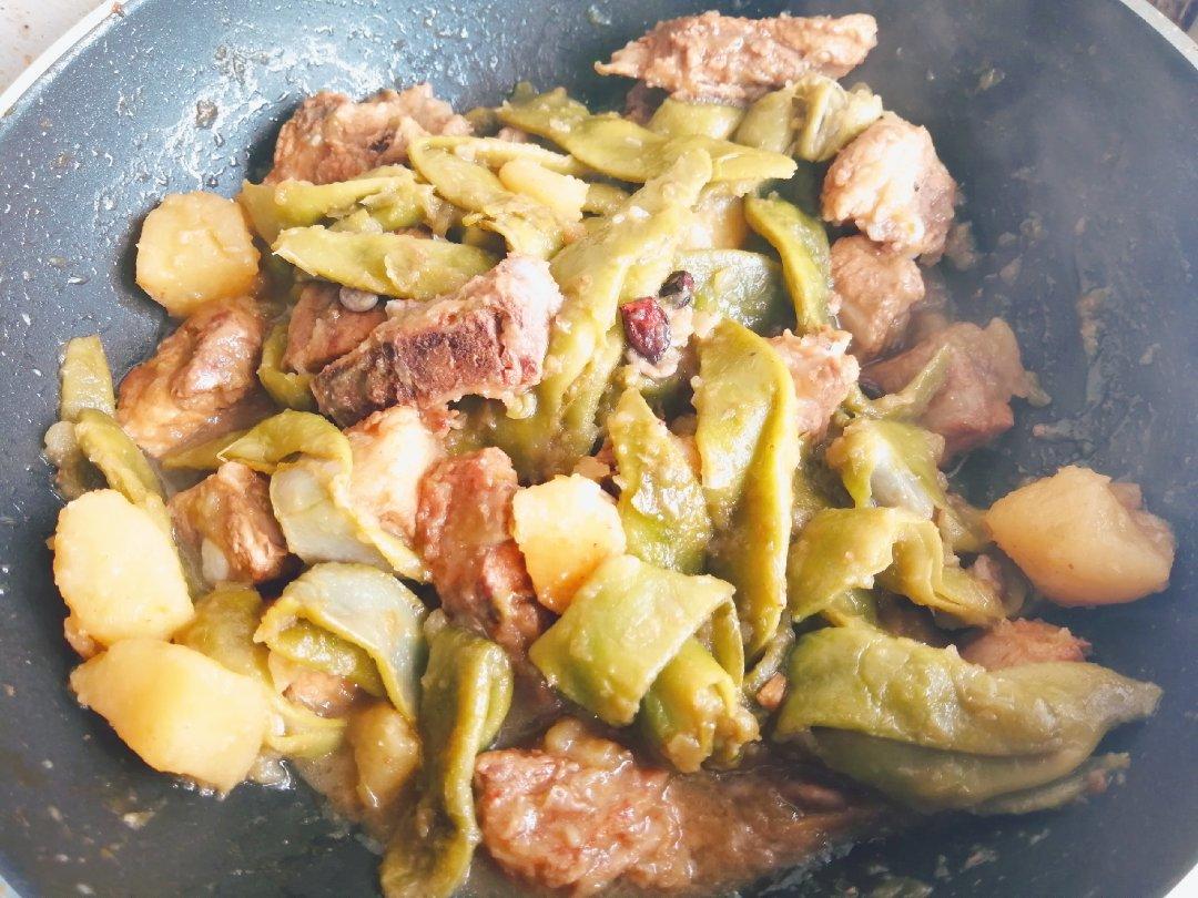 东北排骨炖豆角