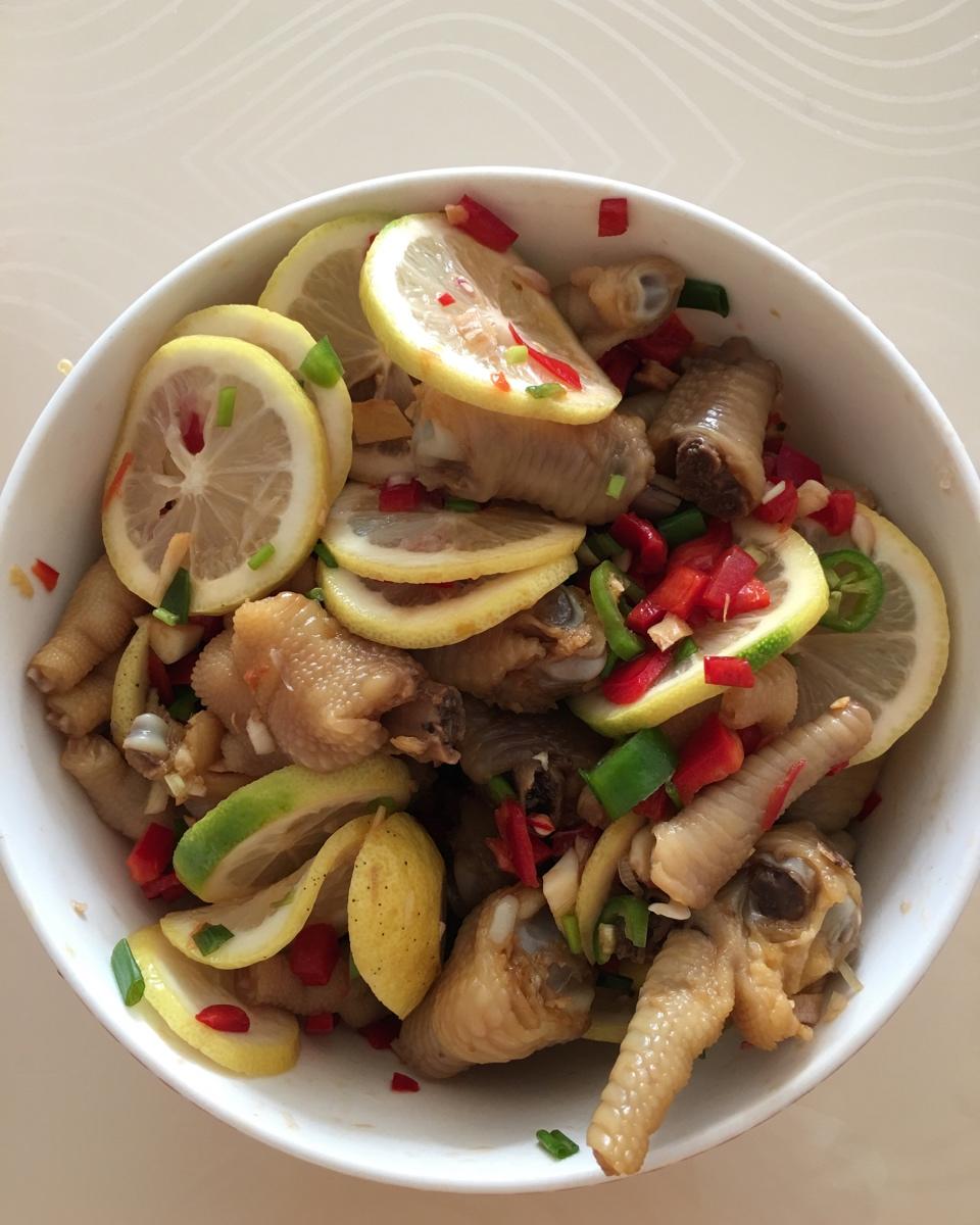 【柠檬酸辣鸡爪】自制超级无敌美味的网红鸡爪