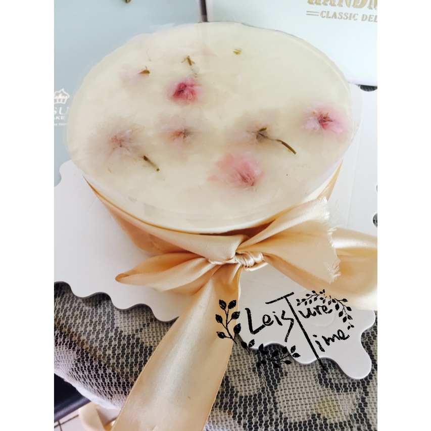 颜值爆表的樱花慕斯。（6寸圆模）