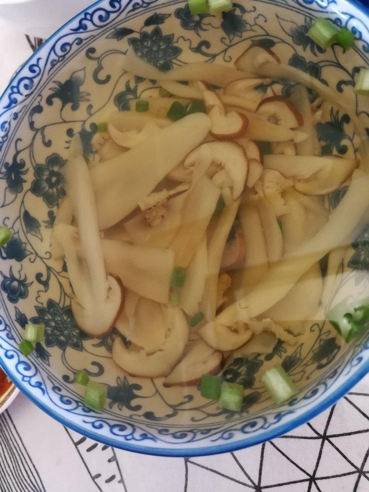清汤姬松茸
