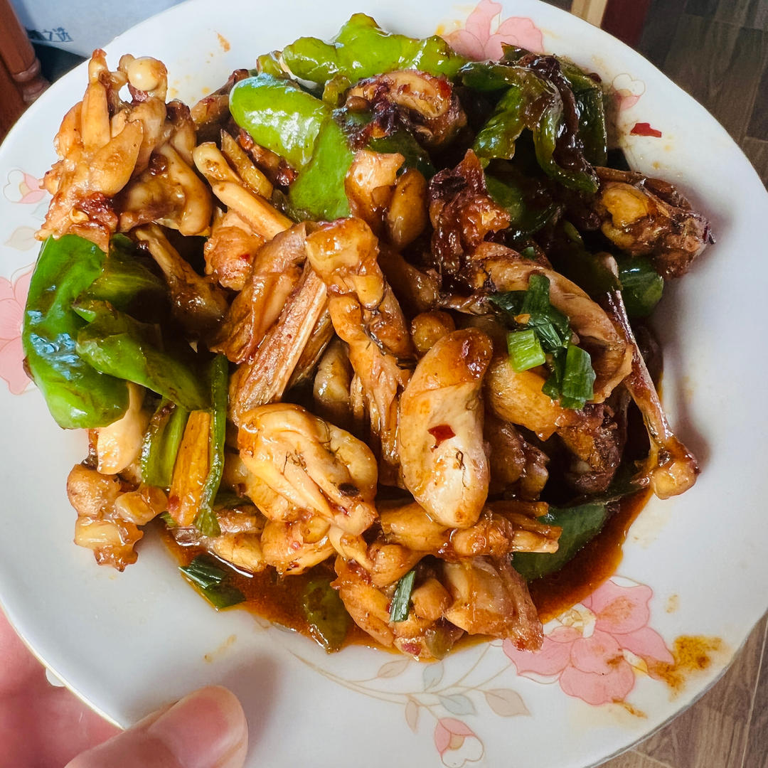 干锅牛蛙