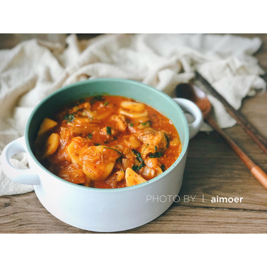 泡菜五花肉炒年糕