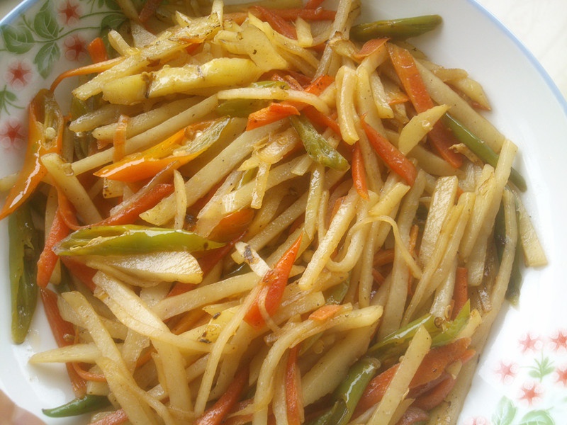 胡萝卜土豆丝