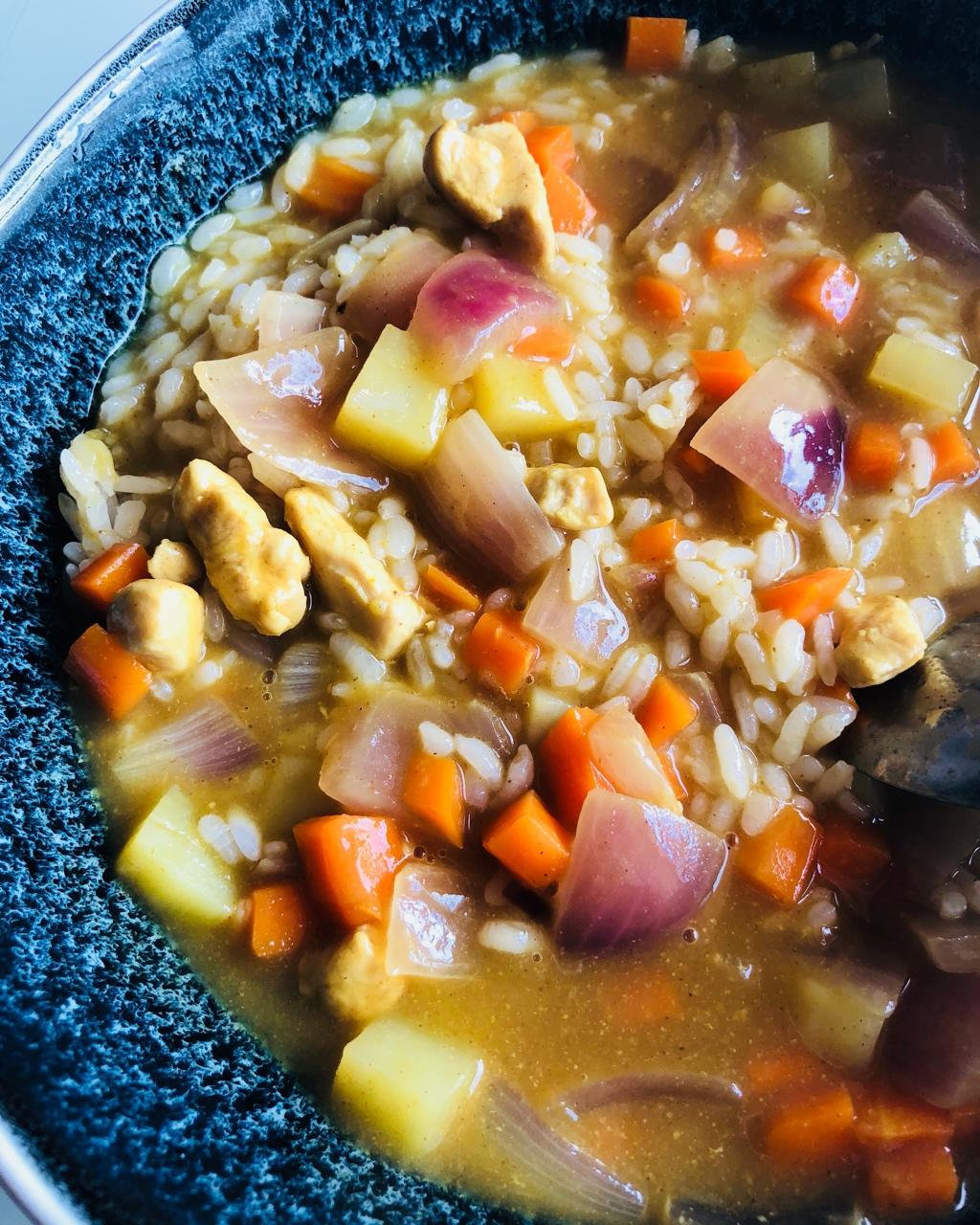 咖喱鸡肉饭