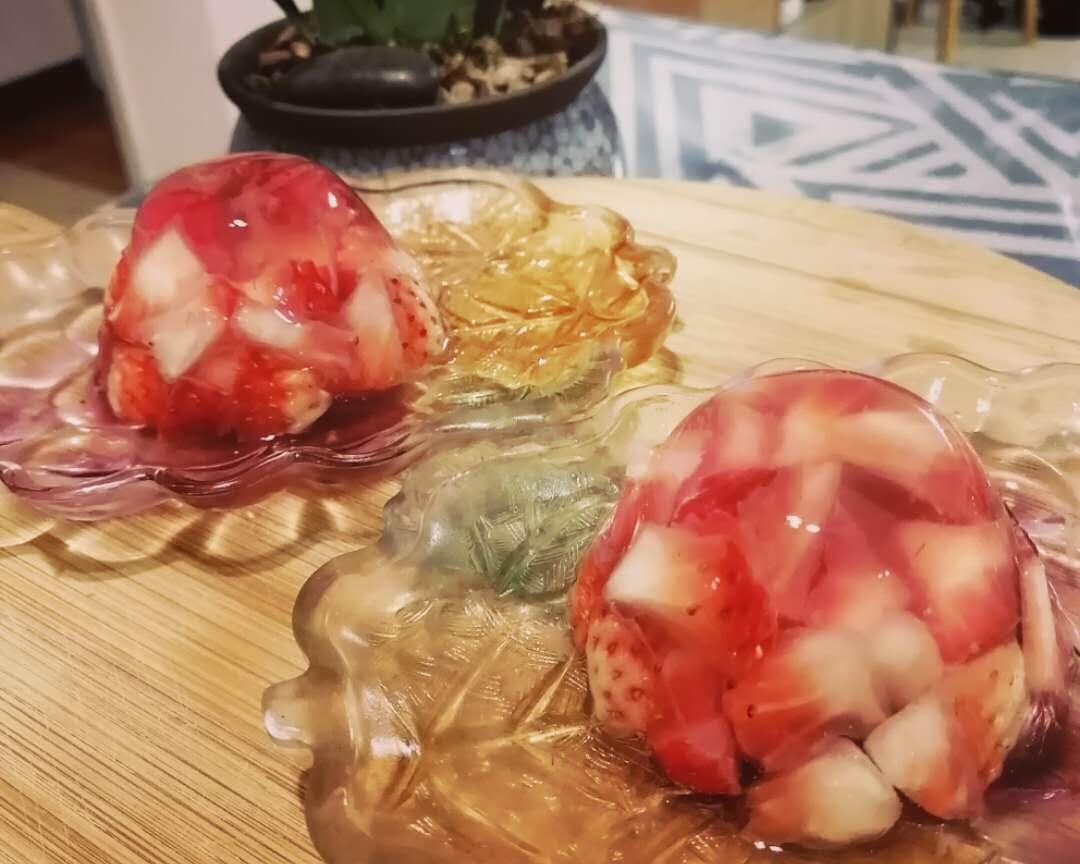 草莓果冻（超级简单）