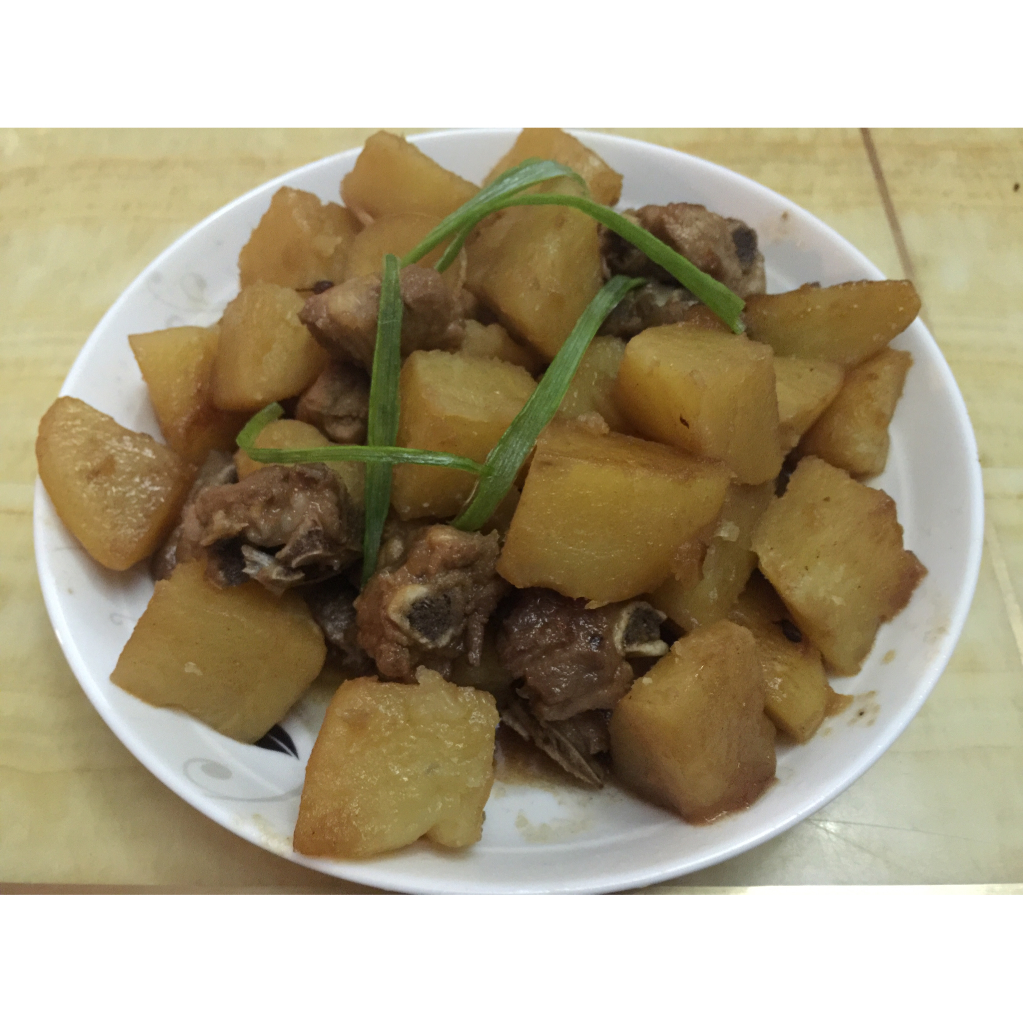 土豆炖排骨