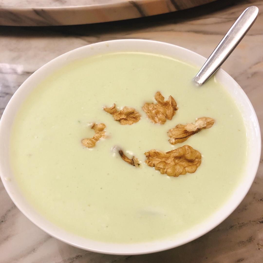 好喝到掉眼泪的健康牛油果🥑奶昔