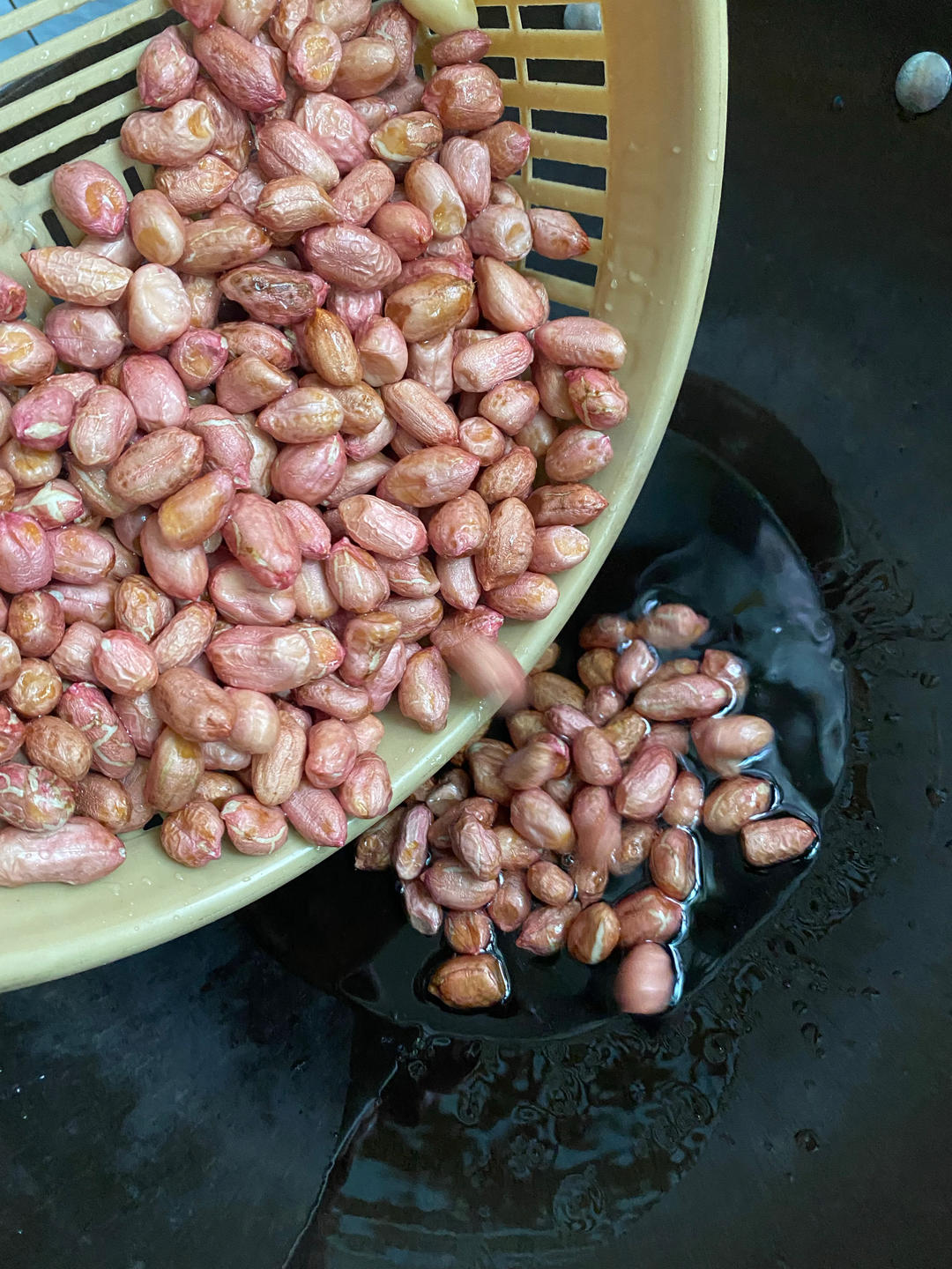 梅干菜花生的做法 步骤3