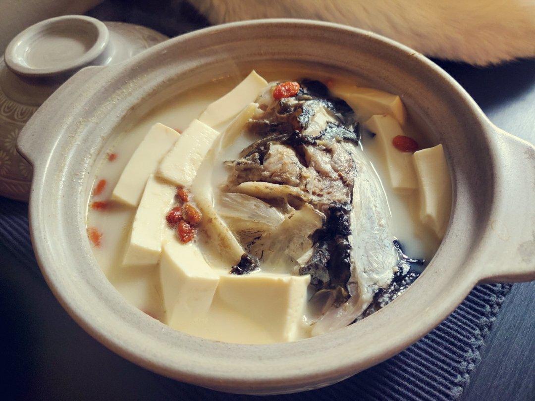 鱼头豆腐汤